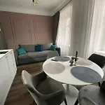Apartment Von Cruss In *
