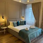 Apartment Von Cruss In *