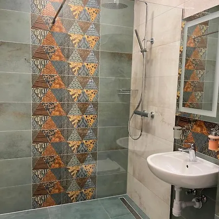 Von Cruss In Apartman