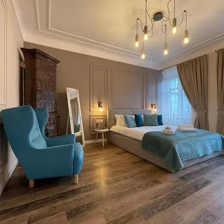 Von Cruss In Apartment Lviv