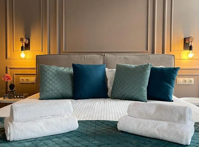 Von Cruss In Apartamento *